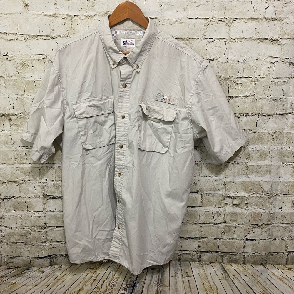 World Wide Sportsman Cream Vented Fishing Short Sleeve Button Down Shirt